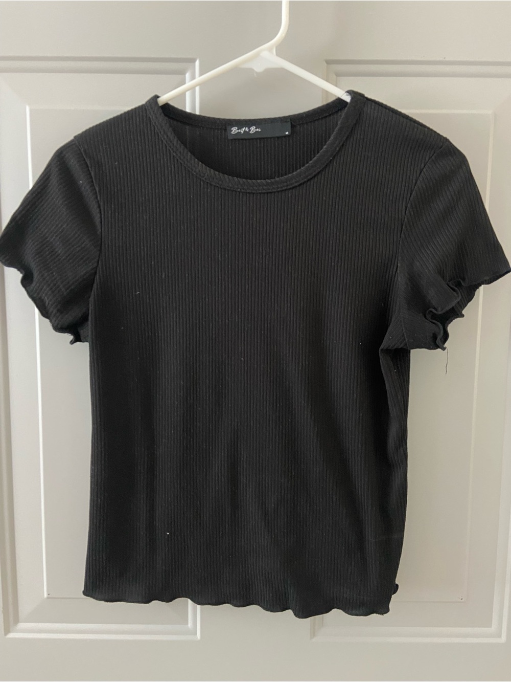 Black Ribbed Short Sleeve Tee with Lettuce-Edge Hems